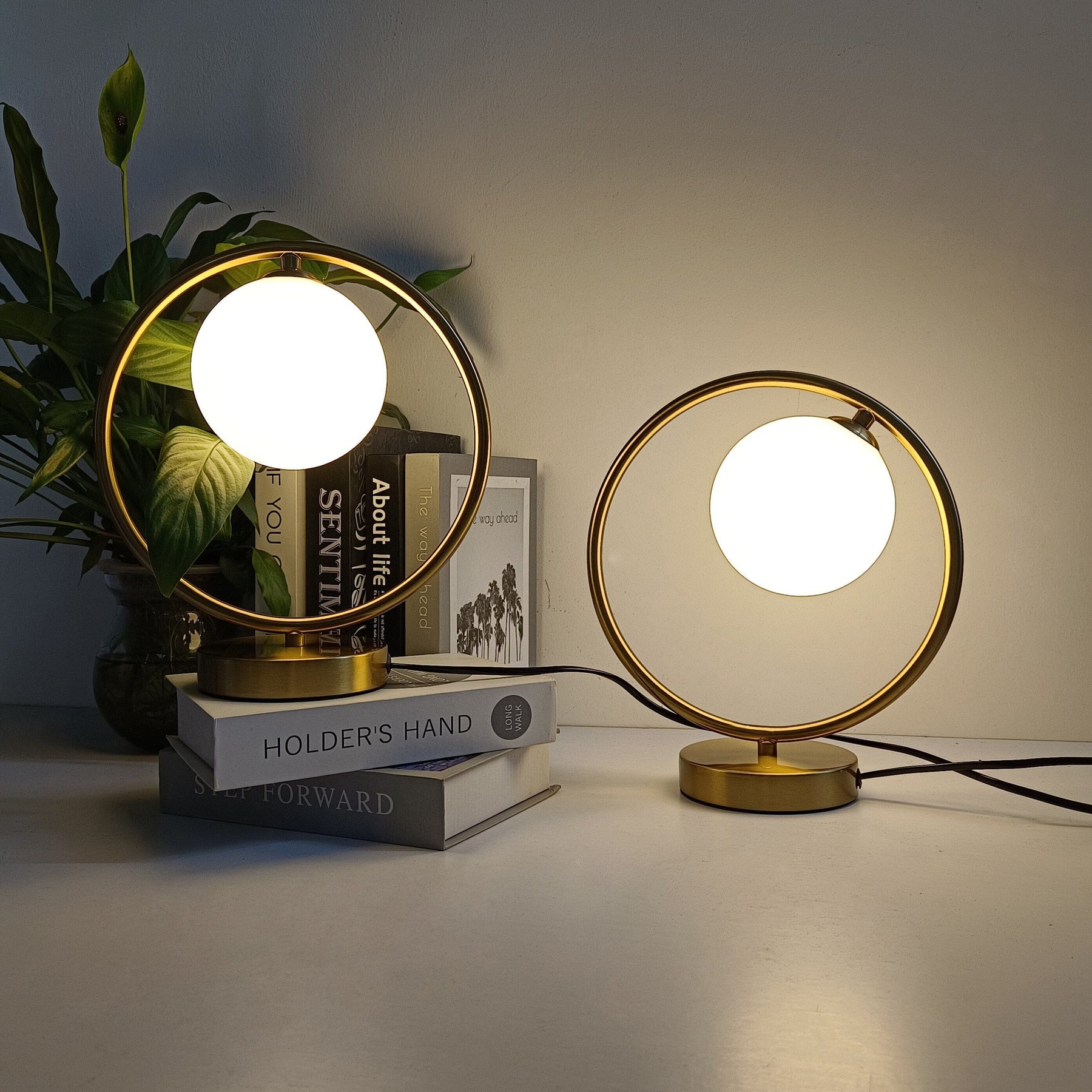 Luminária de Mesa LED Circular - Meliz Gold