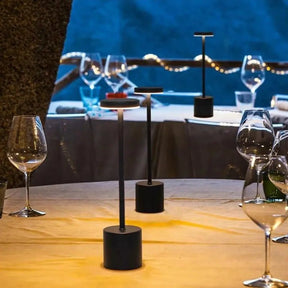 Luminária De Mesa Led Minimalista